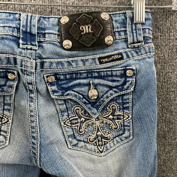 Miss Me Jeans Womens 26 Blue Capri Mid Rise Embroidered Flap Pockets Ladies - Picture 6 of 12